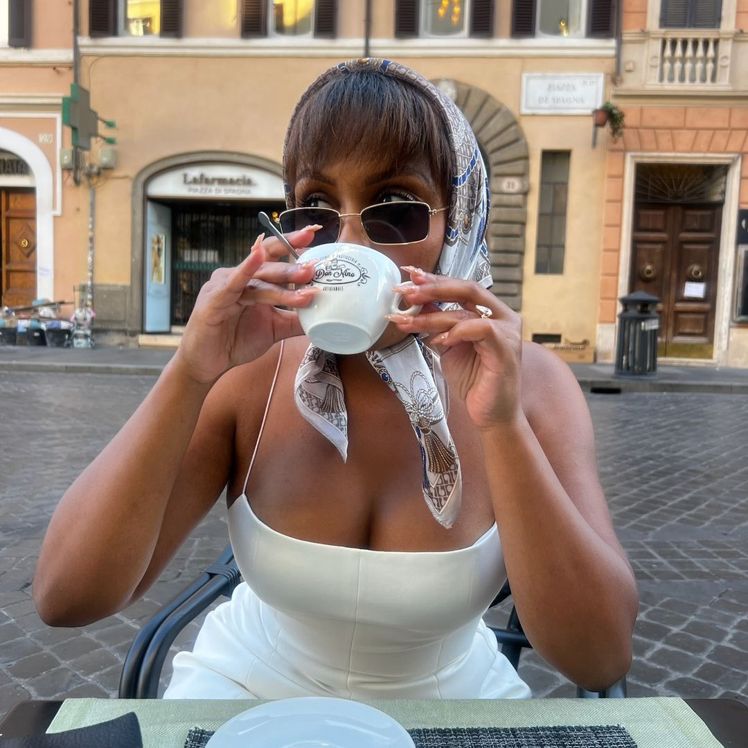 DONI AKPOM | Wealthy Woman